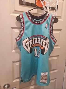 Mitchell & Ness Vancouver Grizzlies Teal Hardwood Classics Jersey